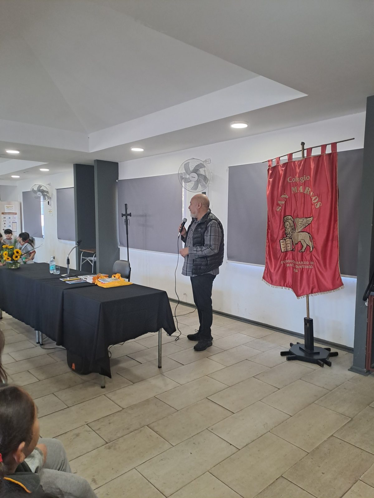 Visita de Esteban Cabezas