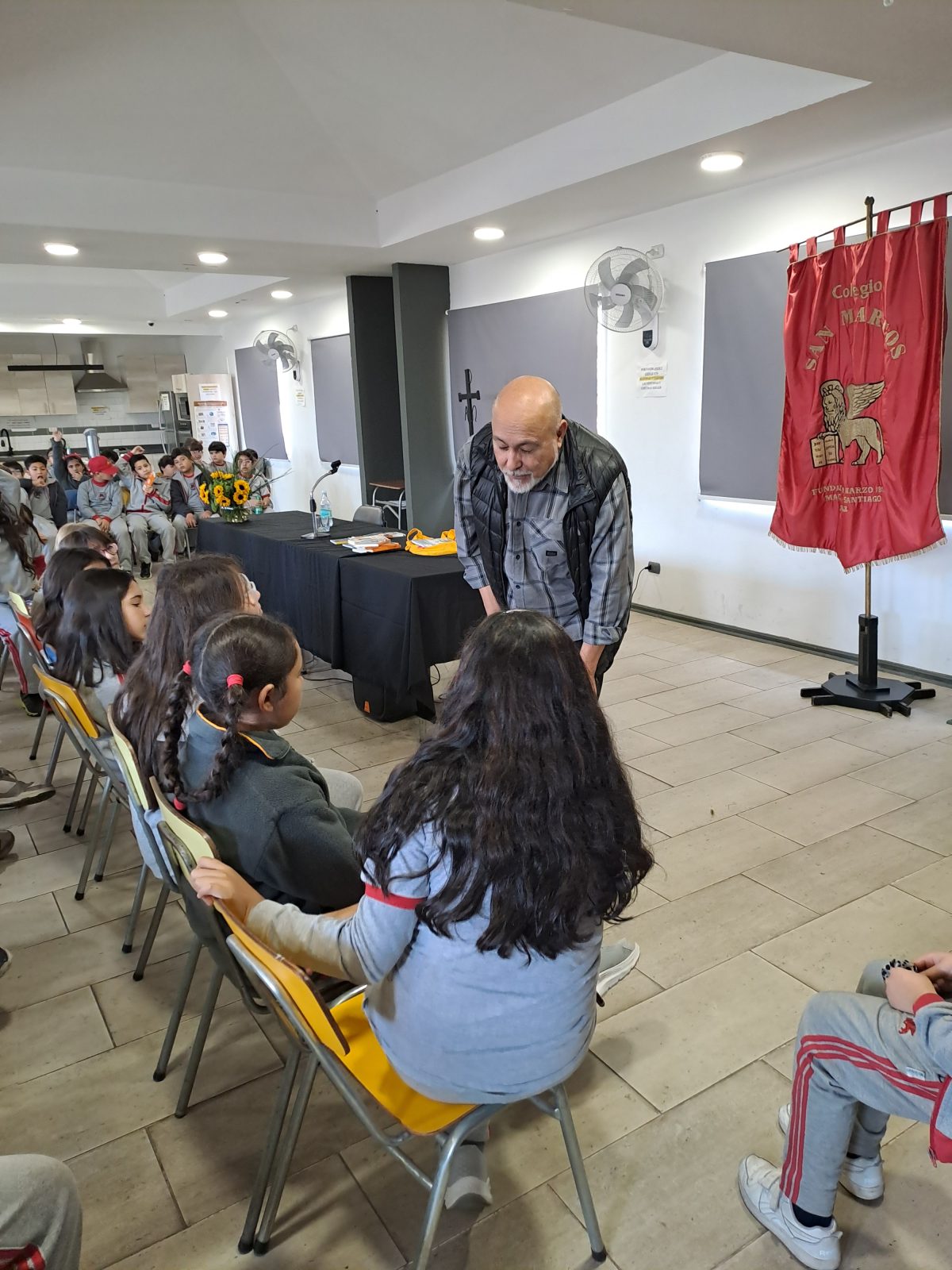 Visita de Esteban Cabezas