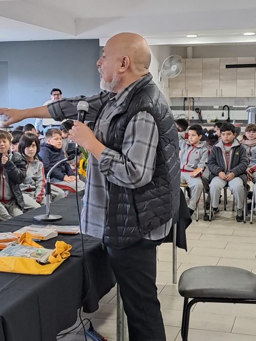 Visita de Esteban Cabezas