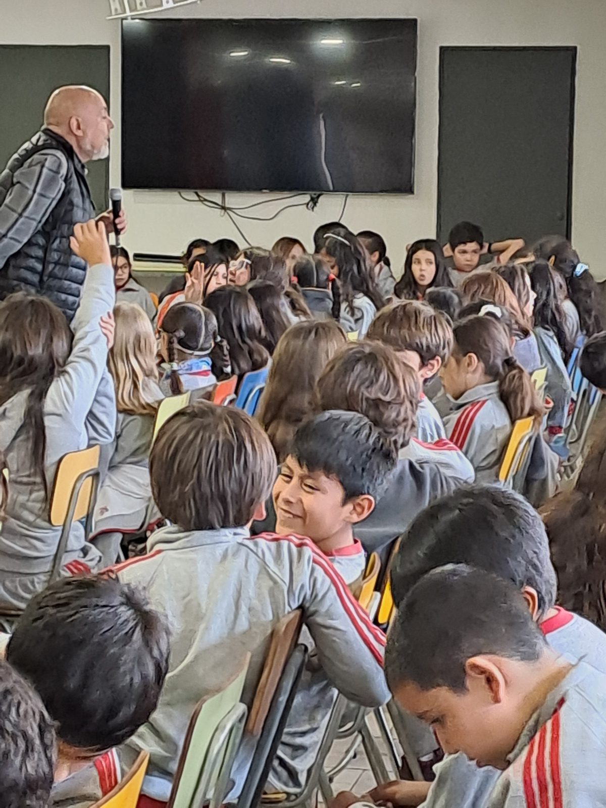 Visita de Esteban Cabezas