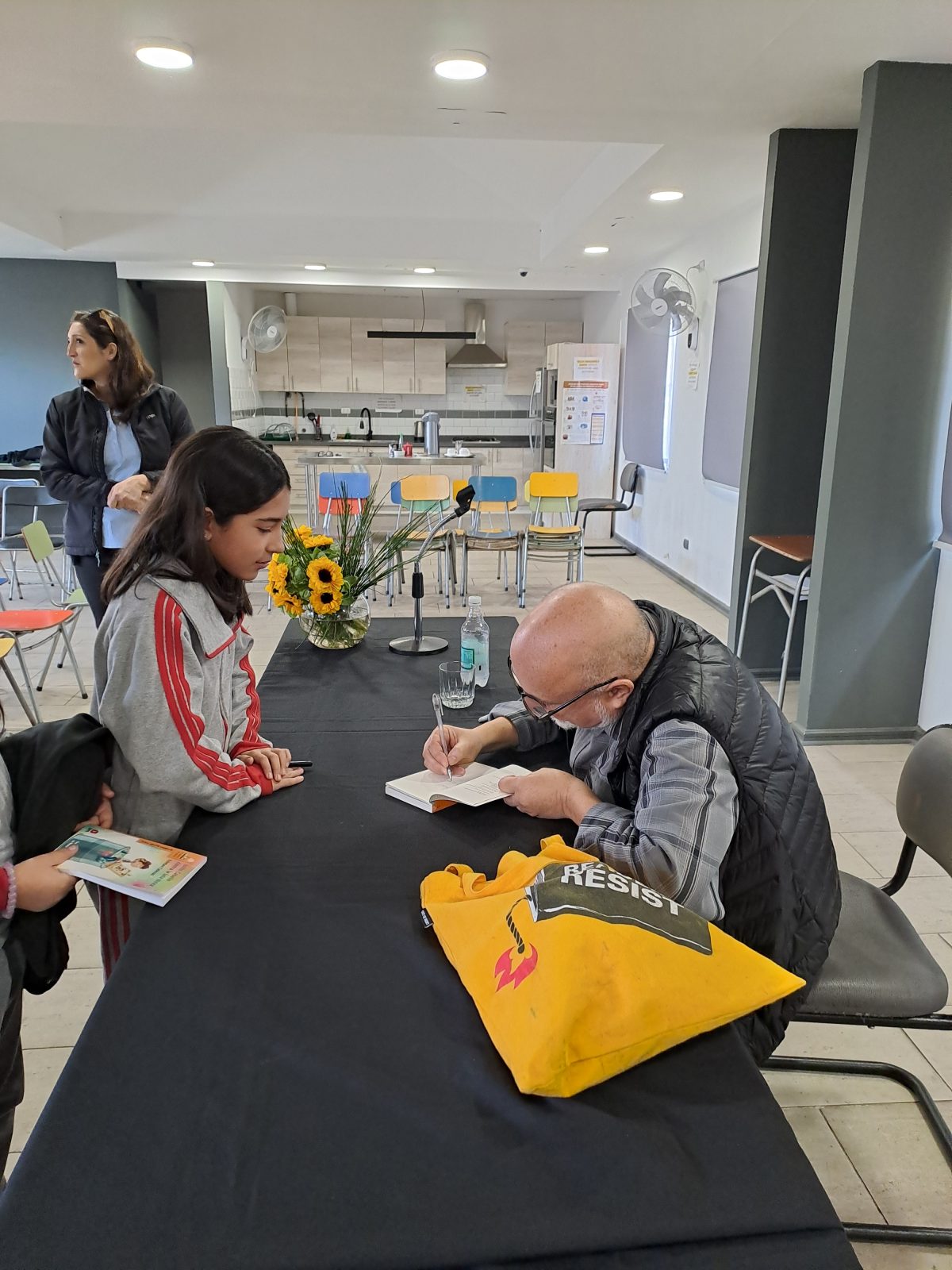 Visita de Esteban Cabezas