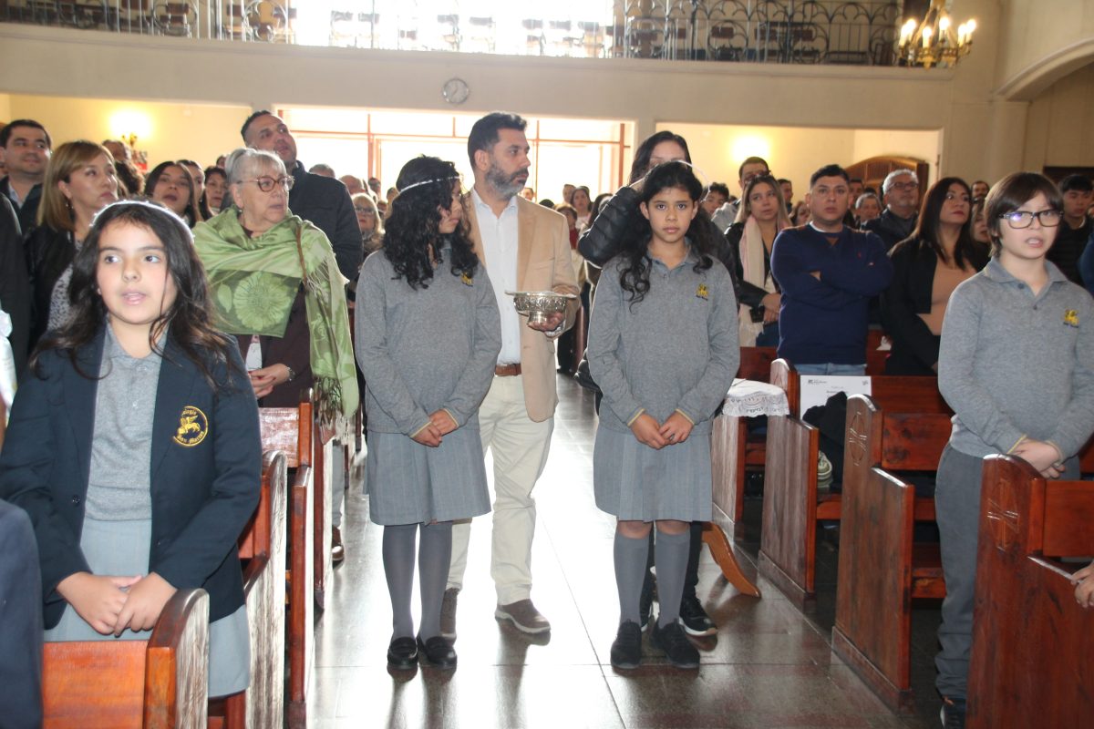 Misa de primeras comuniones