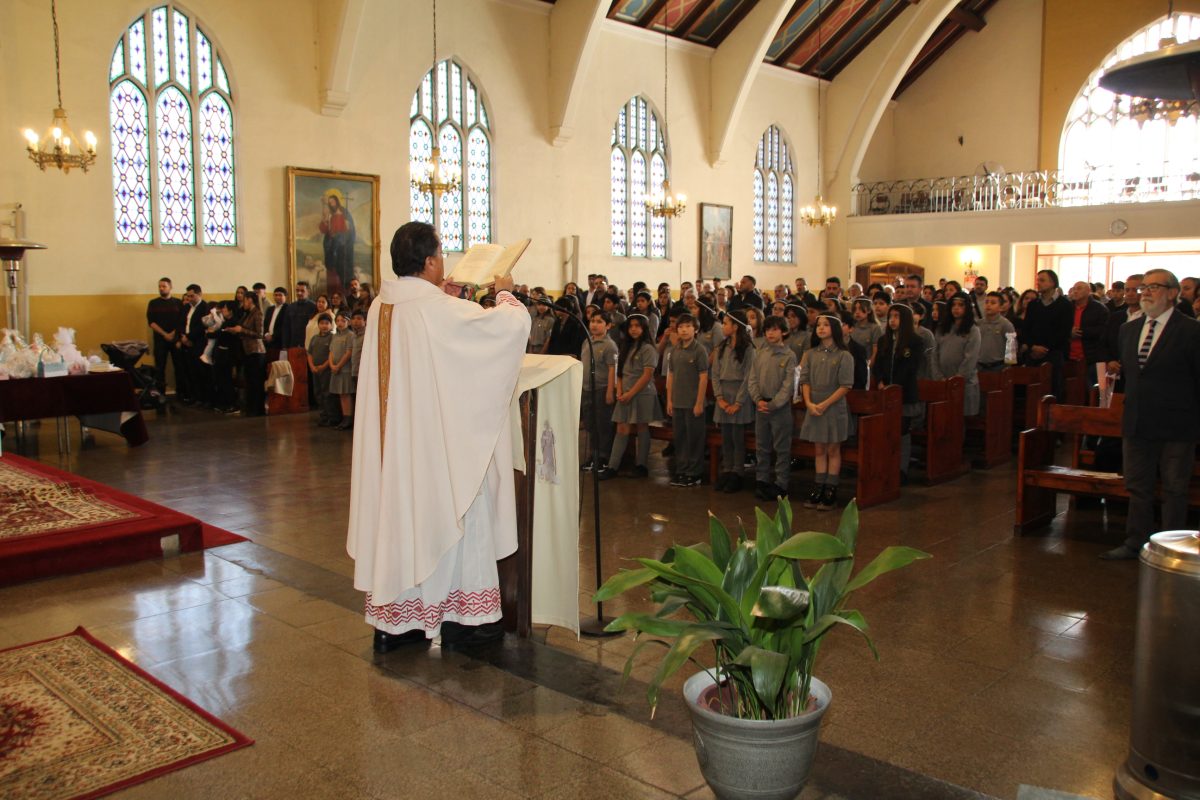 Misa de primeras comuniones