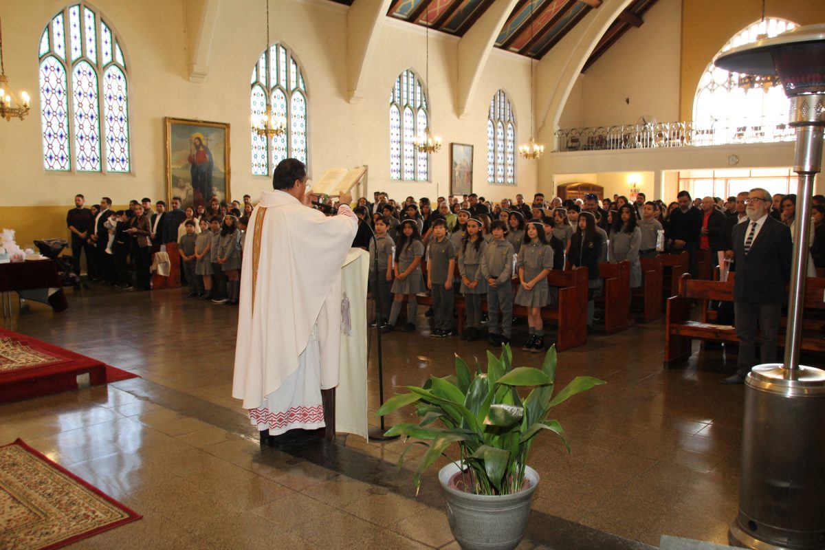 Misa de primeras comuniones