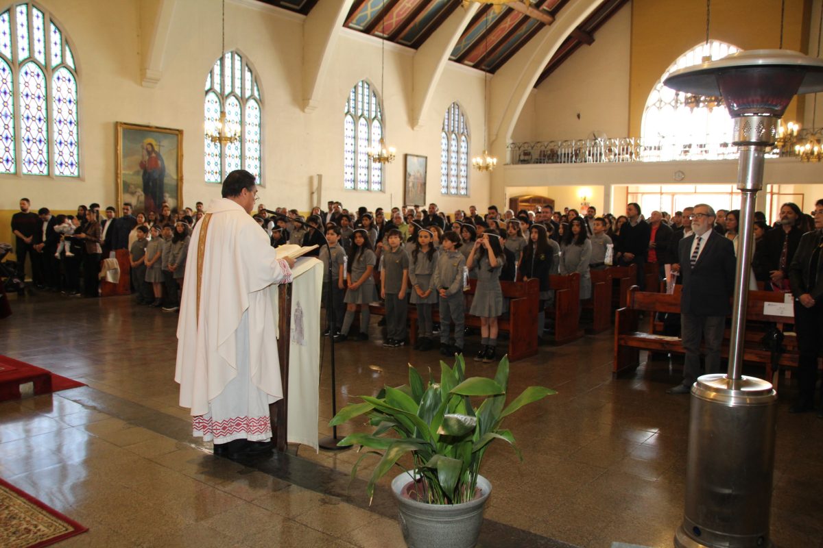 Misa de primeras comuniones