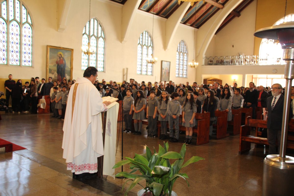 Misa de primeras comuniones