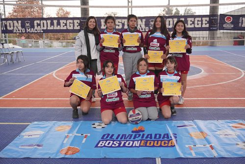 Nuestras estudiantes lo dieron todo en el Torneo Vóleibol Mini Damas de las Olimpiadas BostonEduca