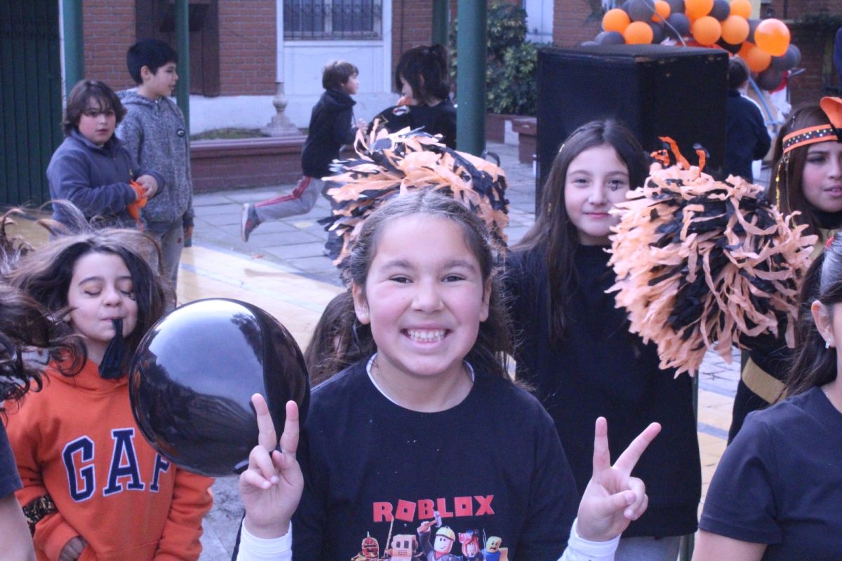 Alumnos del II Ciclo Cierran con Entusiasmo su Semana de Alianzas