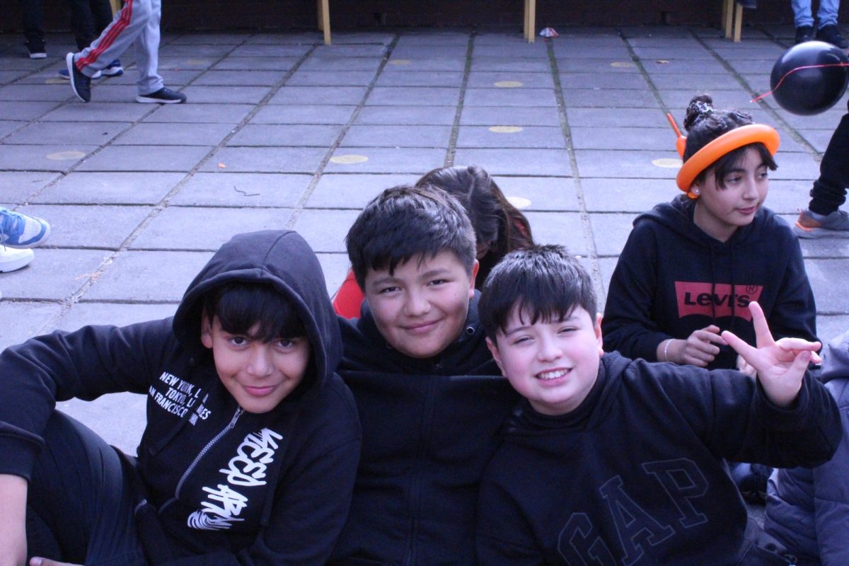 Alumnos del II Ciclo Cierran con Entusiasmo su Semana de Alianzas