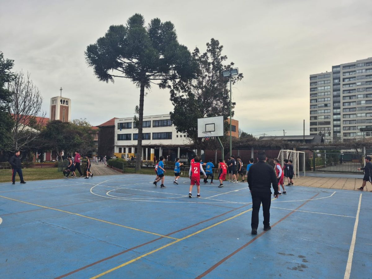 Colegio San Marcos obtiene segundo lugar en las Olimpiadas Boston Educa de Básquetbol Mini Varones