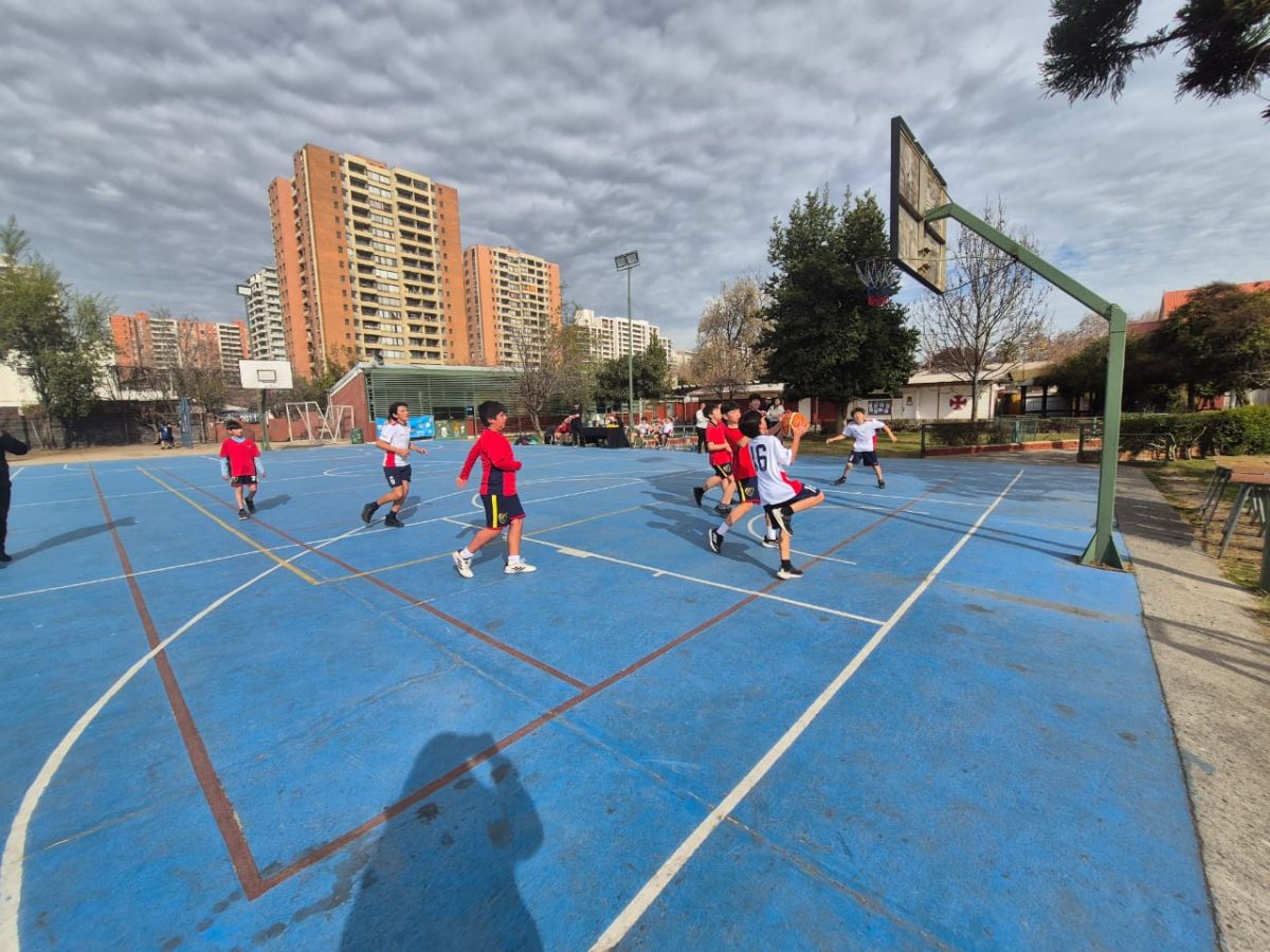 Colegio San Marcos obtiene segundo lugar en las Olimpiadas Boston Educa de Básquetbol Mini Varones