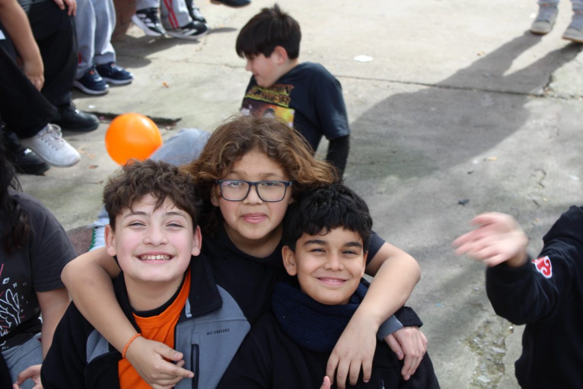 Alumnos del II Ciclo Cierran con Entusiasmo su Semana de Alianzas