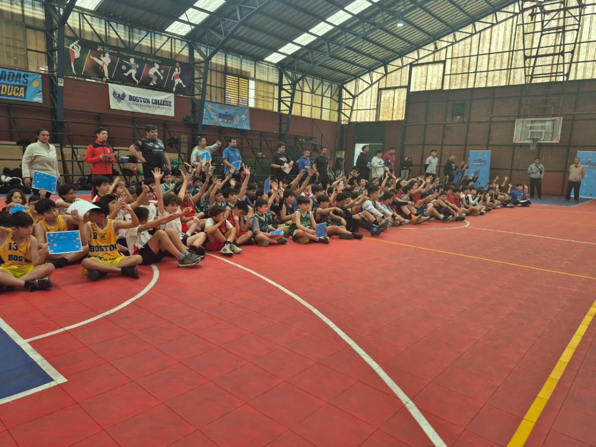 Colegio San Marcos obtiene segundo lugar en las Olimpiadas Boston Educa de Básquetbol Mini Varones