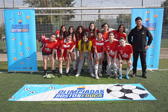 Futbolito de alto nivel en la fecha Intermedia Damas de las Olimpiadas BostonEduca 2025