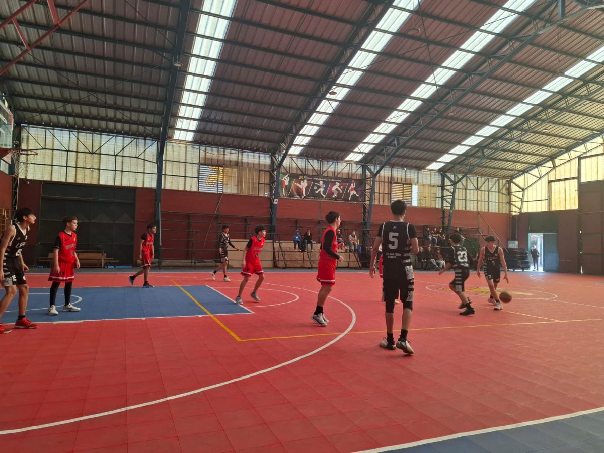 Fecha Torneo Soprole UC basquetbol intermedio varones