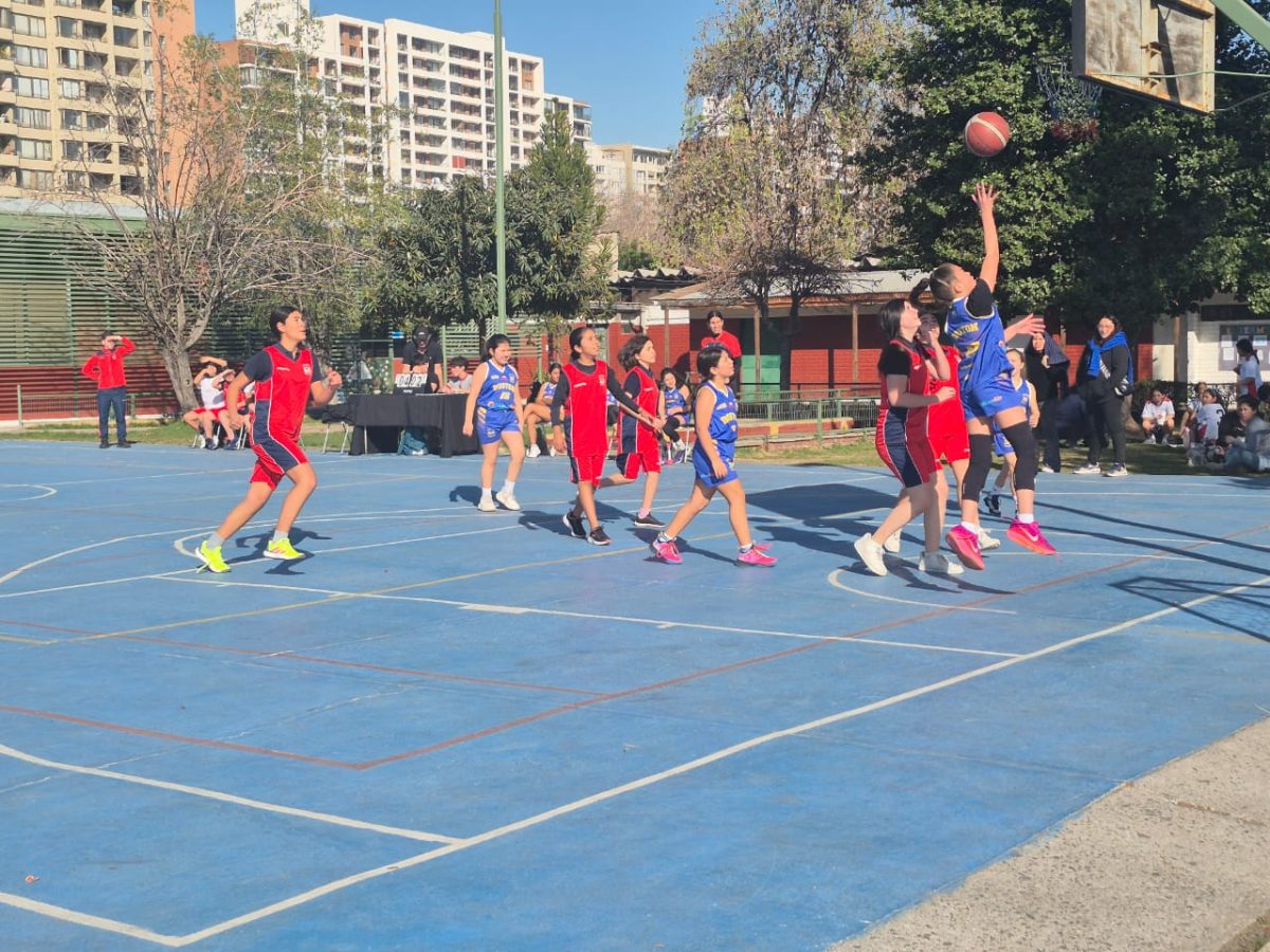 Olimpiadas Boston Educa de Básquetbol Mini Damas