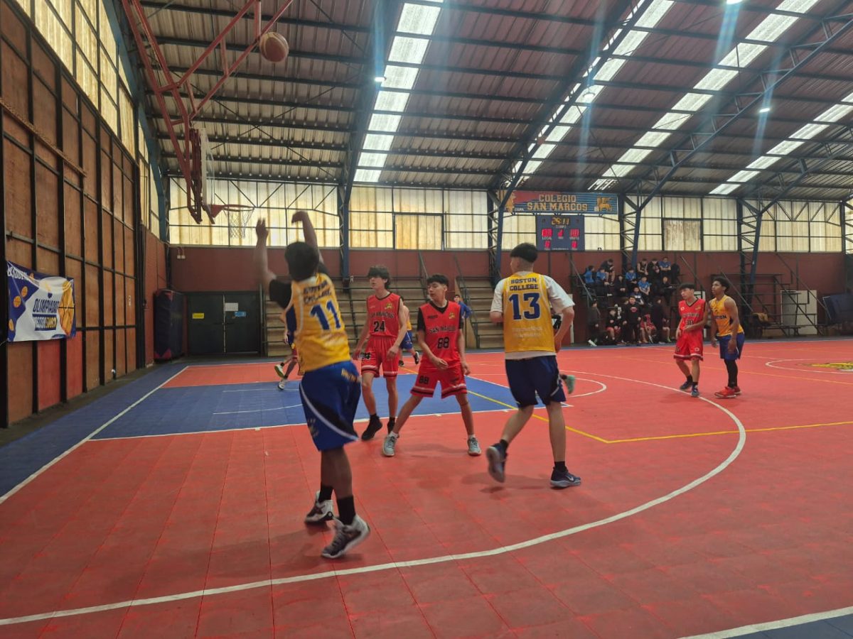 Olimpiadas BostonEduca de Básquetbol Intermedia Varones