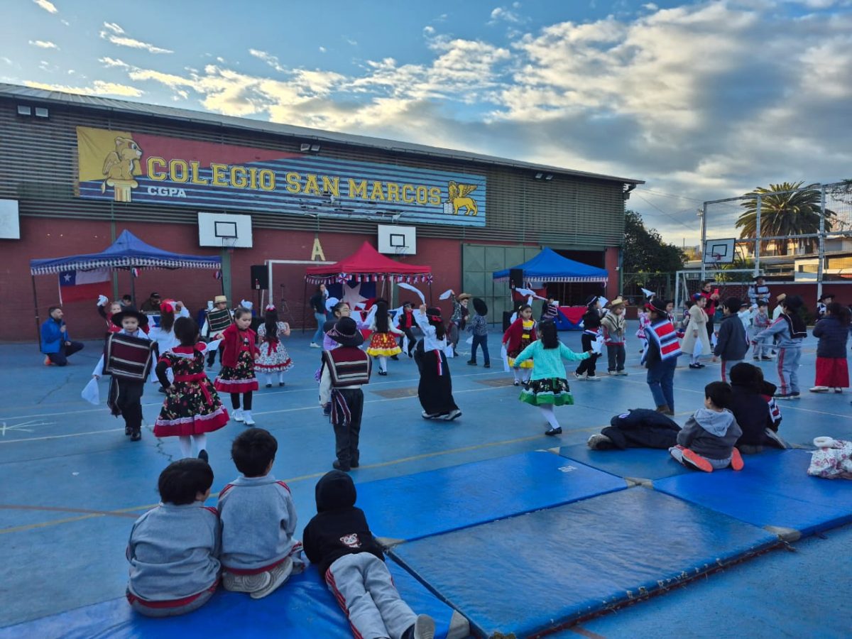 VIII versión del Campeonato de Cueca “Profesor Juan Escobedo”
