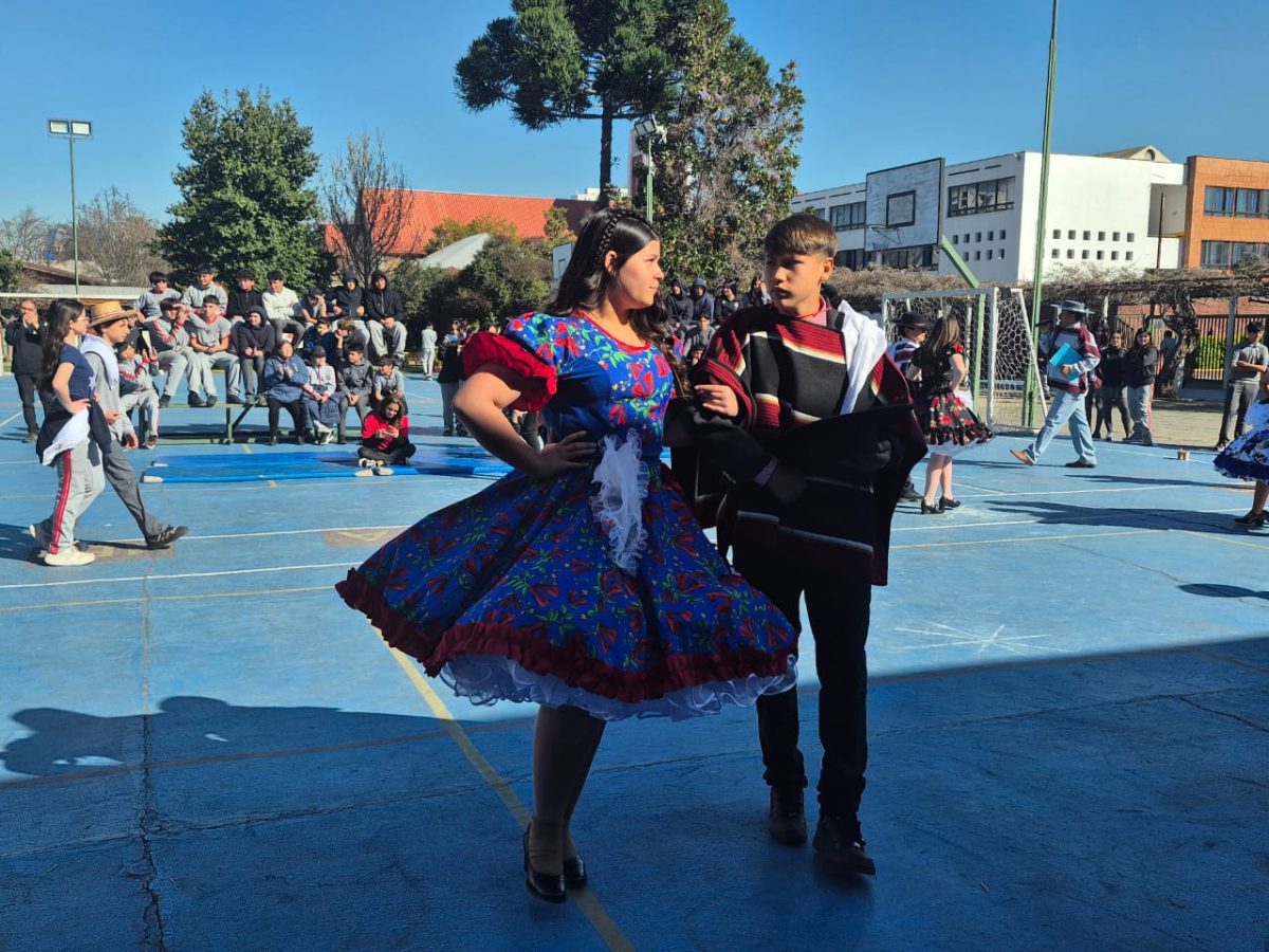 VIII versión del Campeonato de Cueca “Profesor Juan Escobedo”