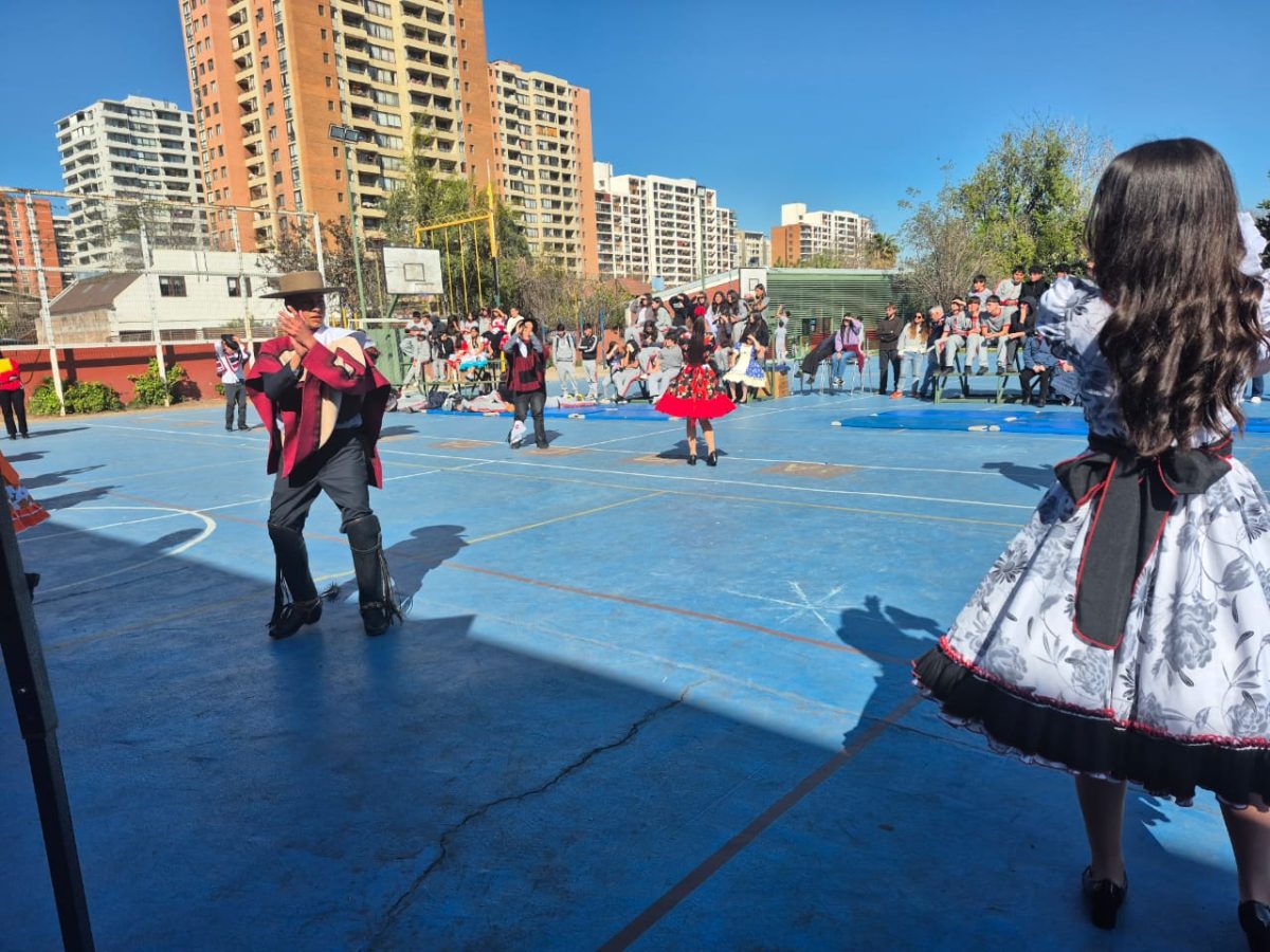 VIII versión del Campeonato de Cueca “Profesor Juan Escobedo”