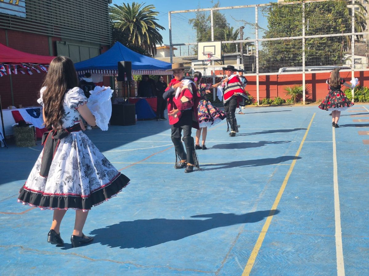 VIII versión del Campeonato de Cueca “Profesor Juan Escobedo”
