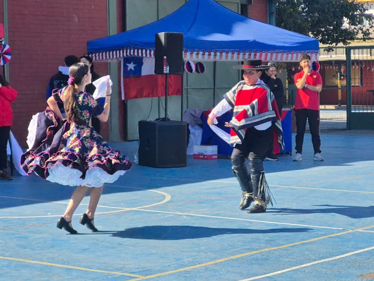 VIII versión del Campeonato de Cueca “Profesor Juan Escobedo”