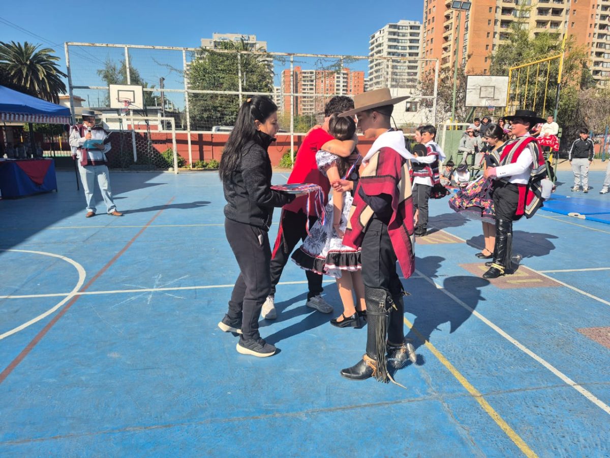 VIII versión del Campeonato de Cueca “Profesor Juan Escobedo”
