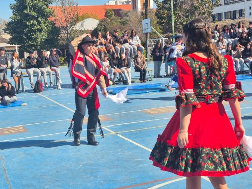 VIII versión del Campeonato de Cueca “Profesor Juan Escobedo”