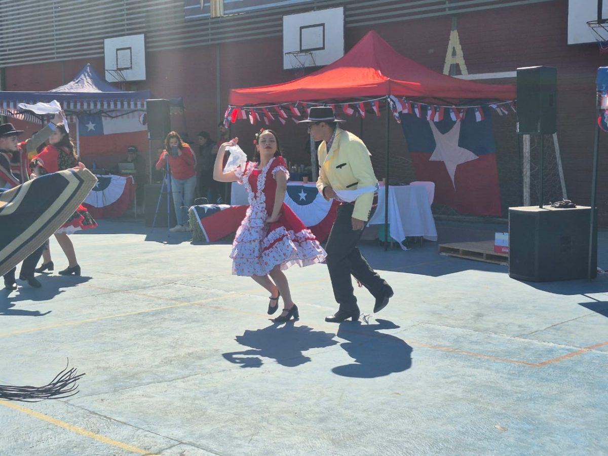 VIII versión del Campeonato de Cueca “Profesor Juan Escobedo”