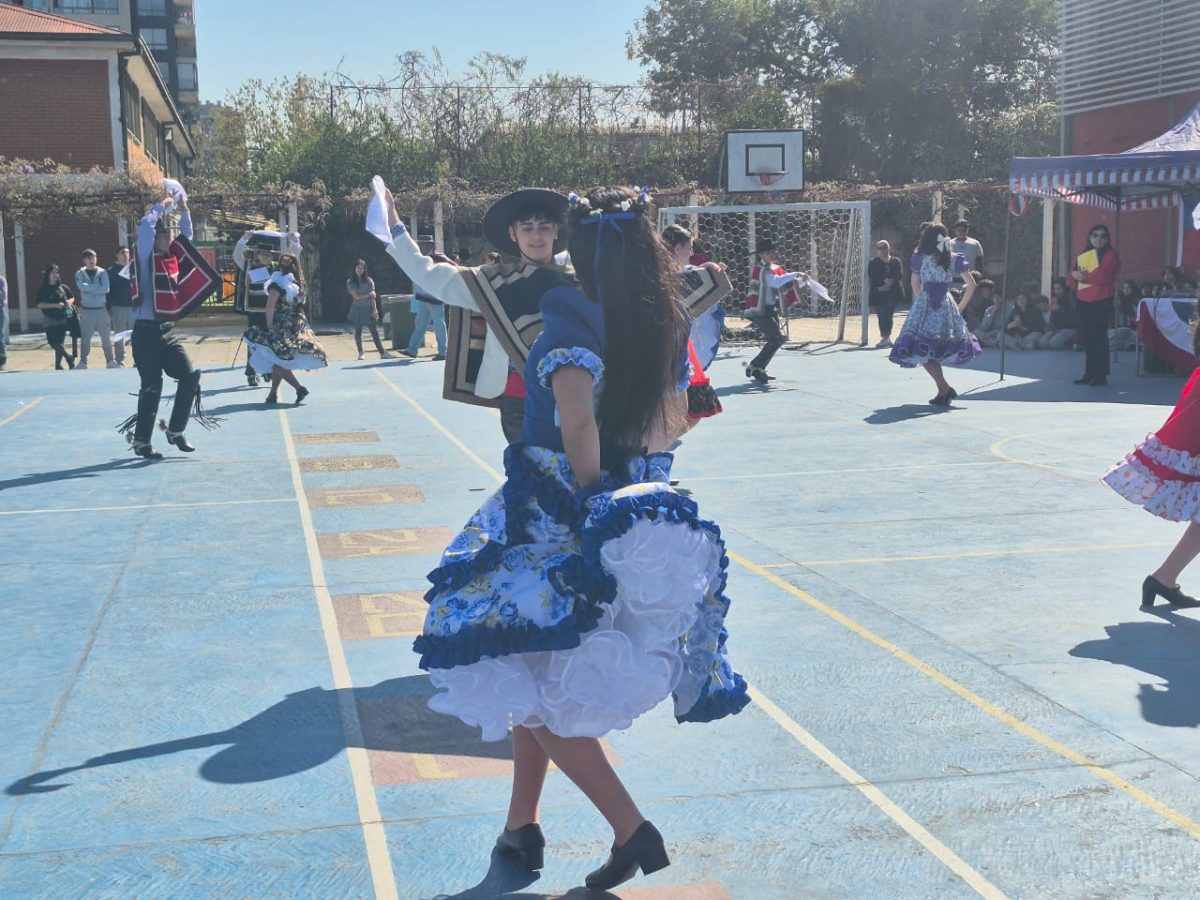 VIII versión del Campeonato de Cueca “Profesor Juan Escobedo”