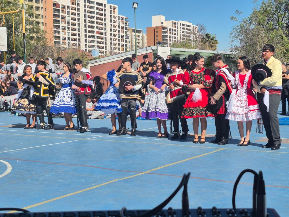 VIII versión del Campeonato de Cueca “Profesor Juan Escobedo”
