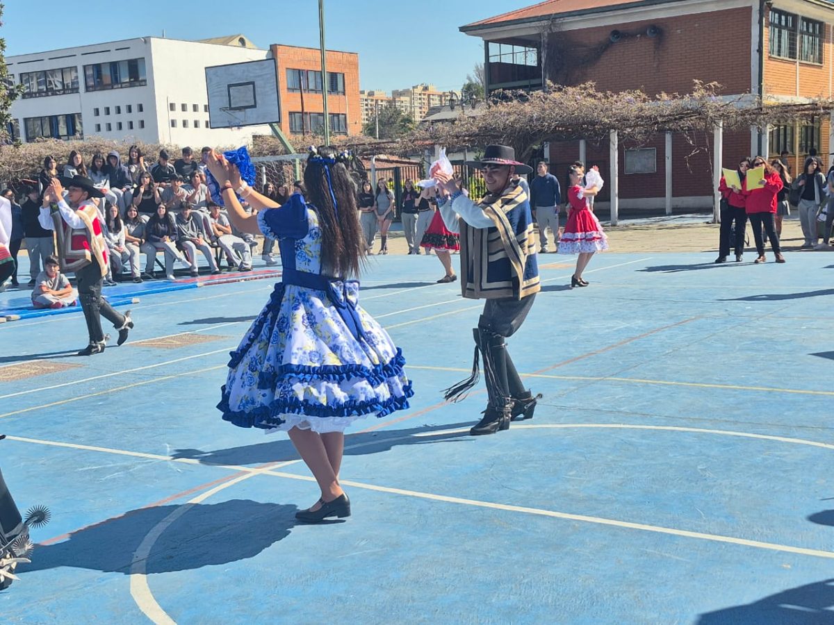 VIII versión del Campeonato de Cueca “Profesor Juan Escobedo”