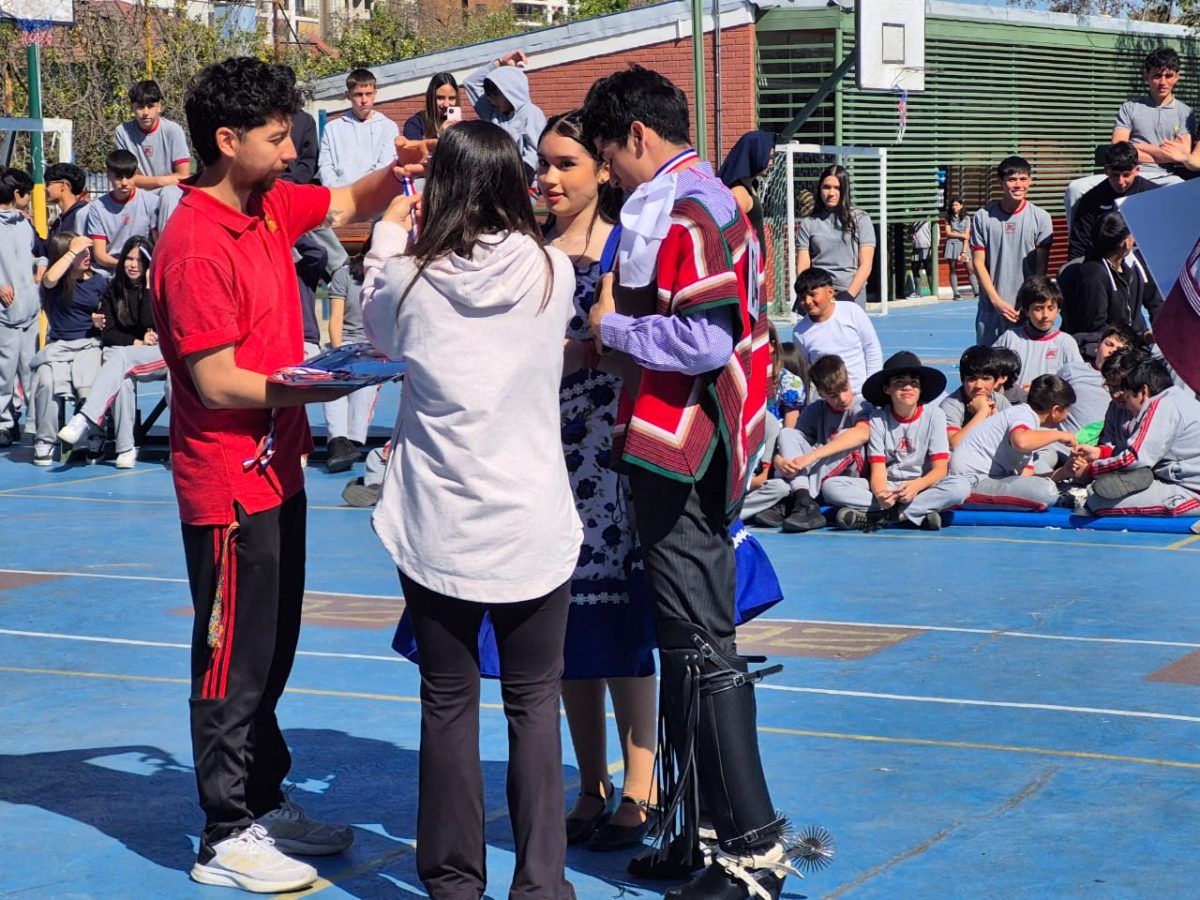 VIII versión del Campeonato de Cueca “Profesor Juan Escobedo”