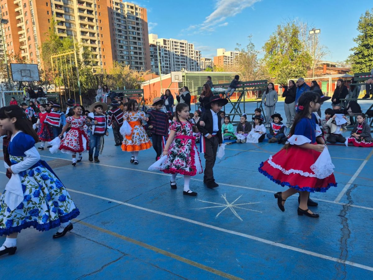 VIII versión del Campeonato de Cueca “Profesor Juan Escobedo”