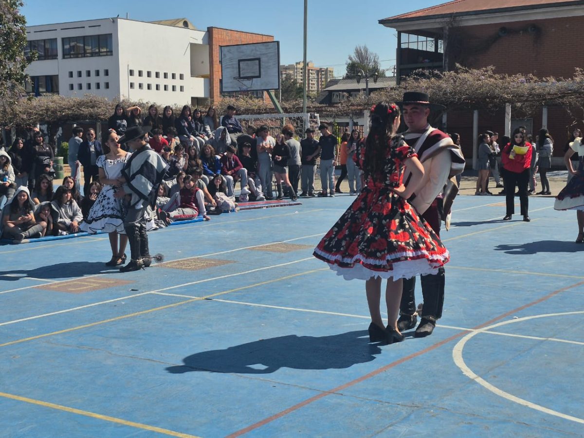 VIII versión del Campeonato de Cueca “Profesor Juan Escobedo”