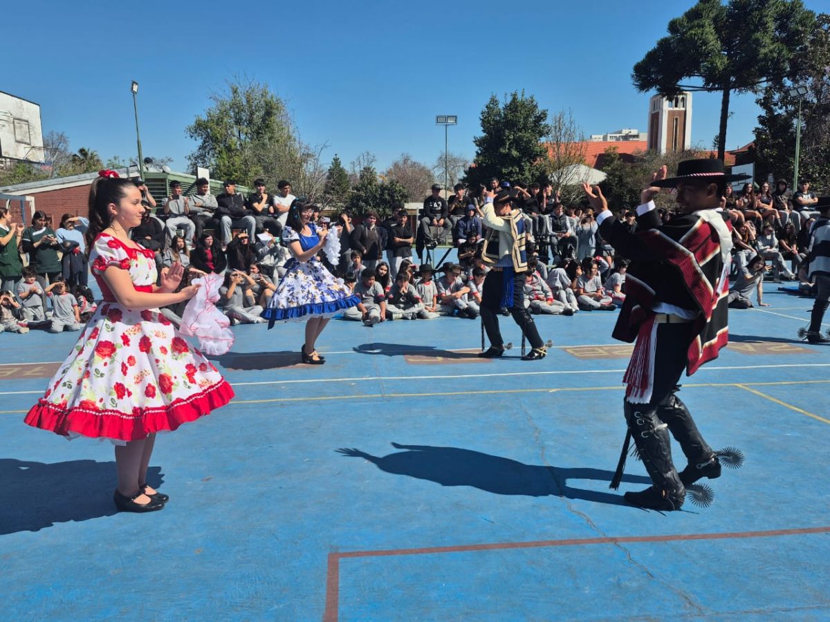 VIII versión del Campeonato de Cueca “Profesor Juan Escobedo”