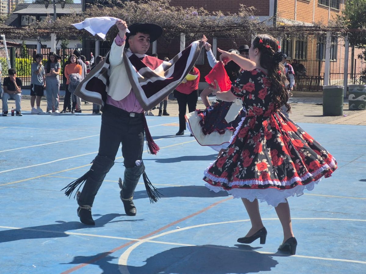 VIII versión del Campeonato de Cueca “Profesor Juan Escobedo”