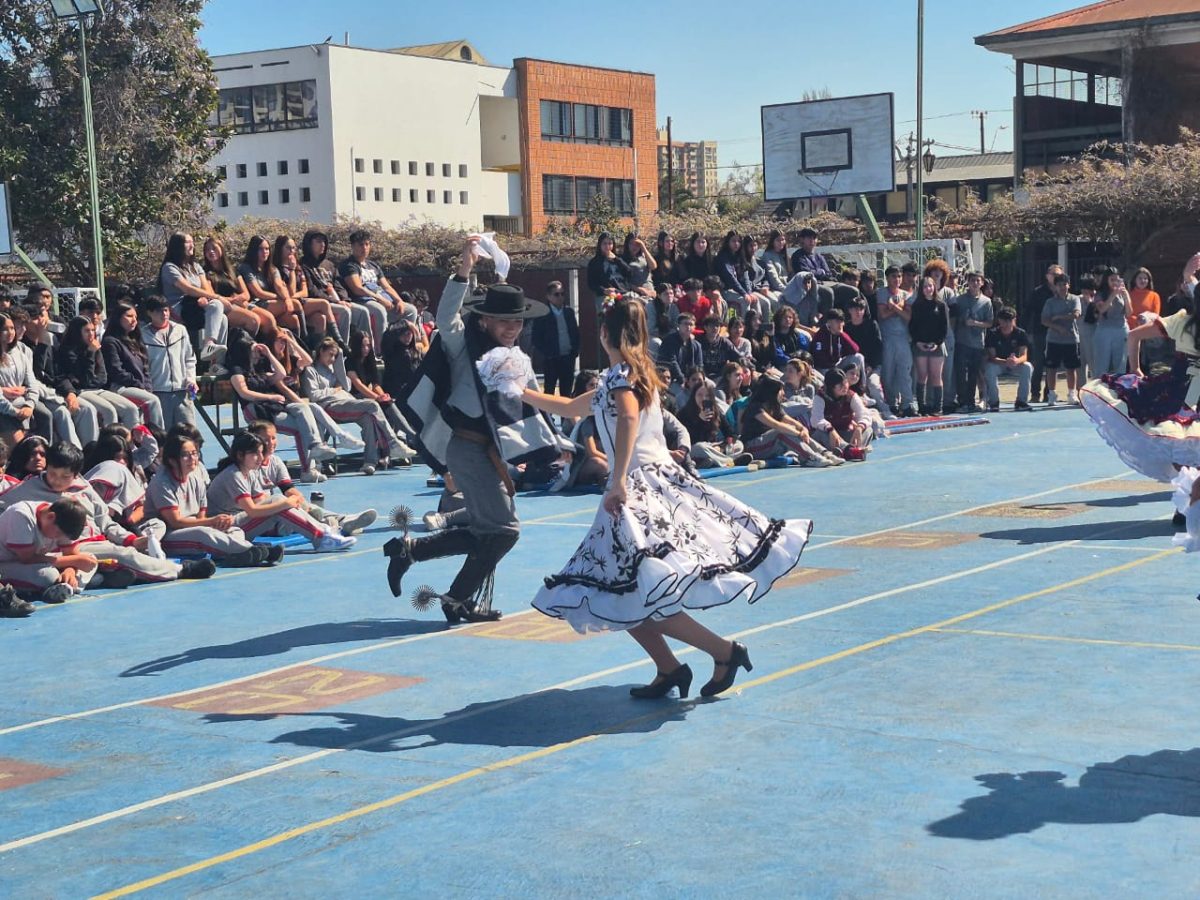 VIII versión del Campeonato de Cueca “Profesor Juan Escobedo”