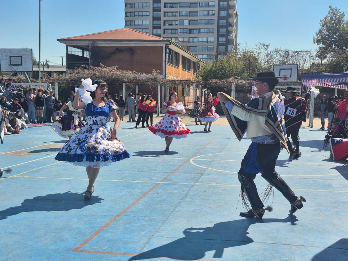 VIII versión del Campeonato de Cueca “Profesor Juan Escobedo”