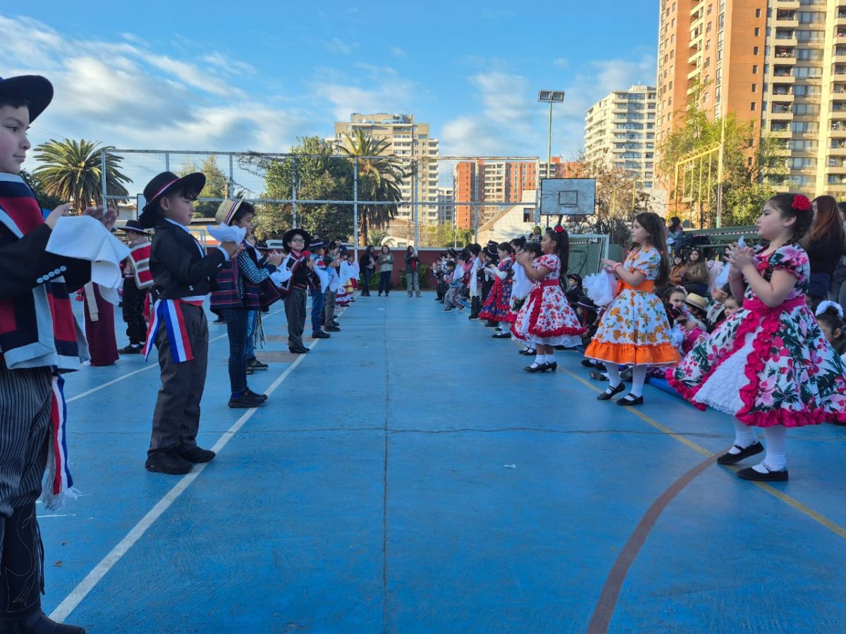 VIII versión del Campeonato de Cueca “Profesor Juan Escobedo”
