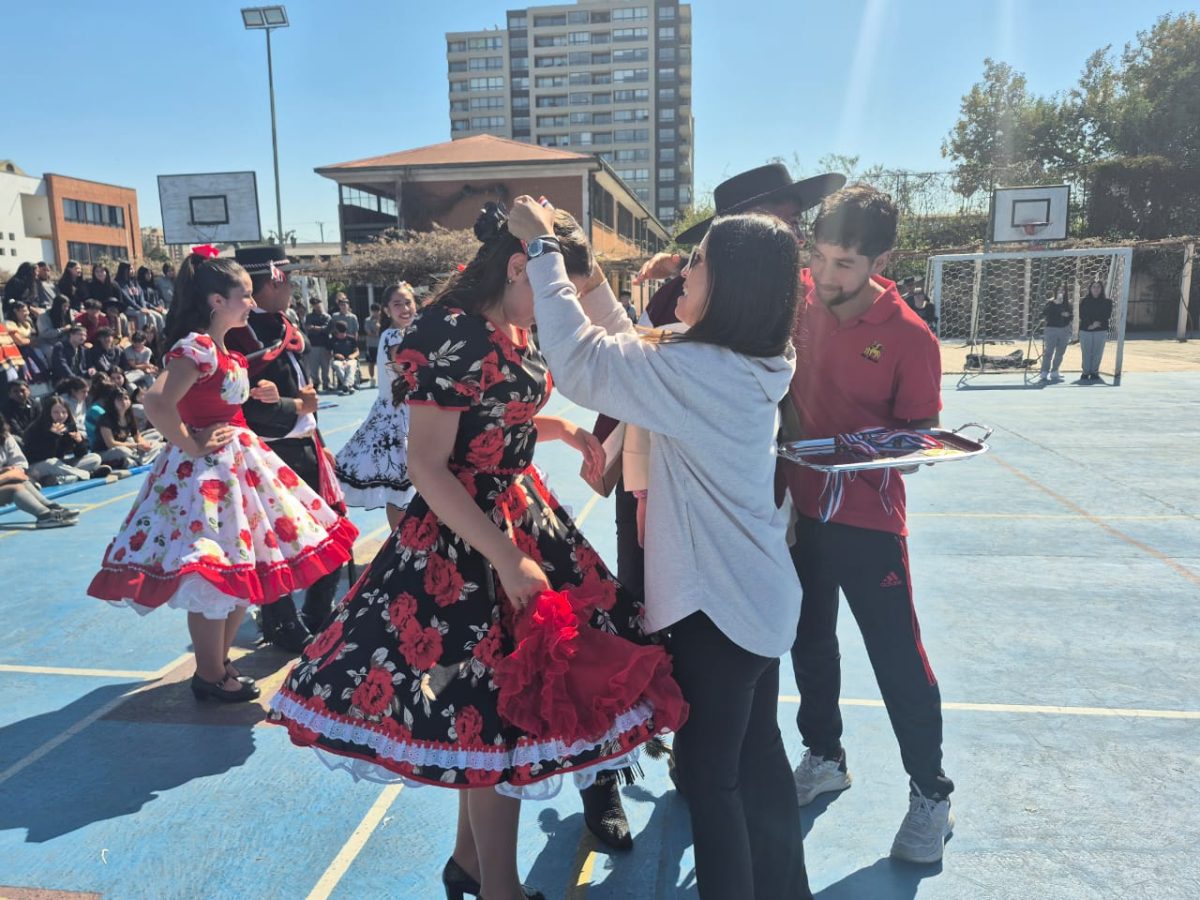 VIII versión del Campeonato de Cueca “Profesor Juan Escobedo”