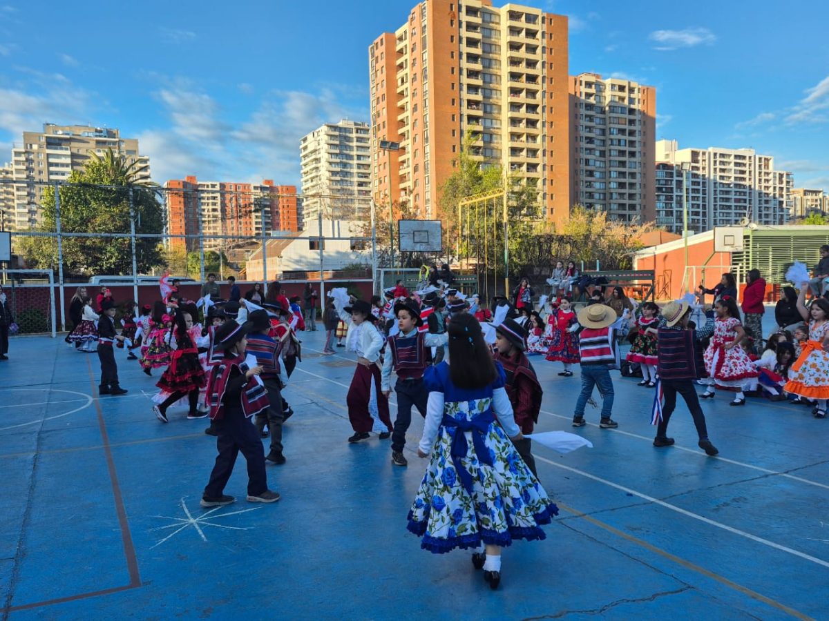 VIII versión del Campeonato de Cueca “Profesor Juan Escobedo”