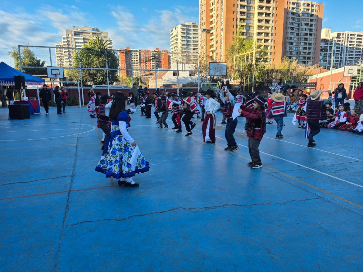 VIII versión del Campeonato de Cueca “Profesor Juan Escobedo”