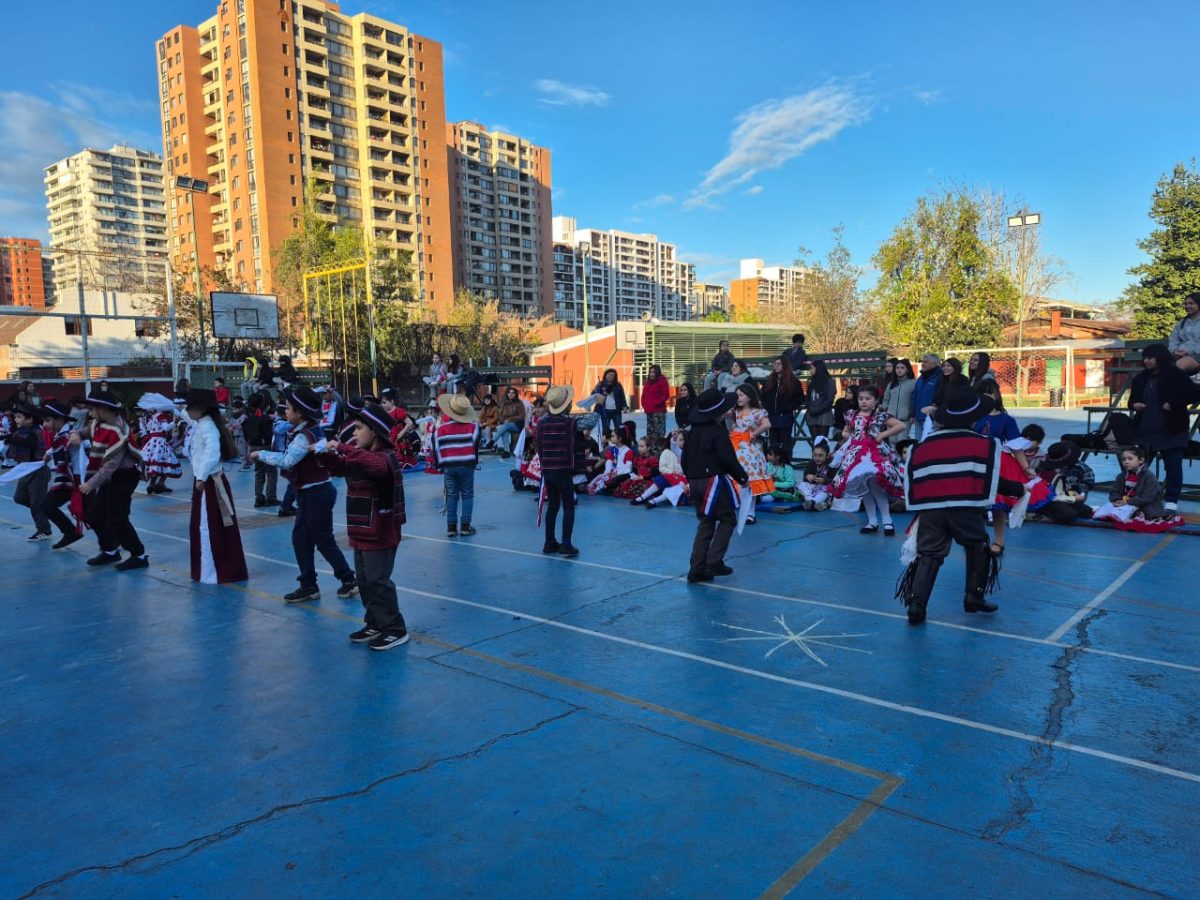 VIII versión del Campeonato de Cueca “Profesor Juan Escobedo”