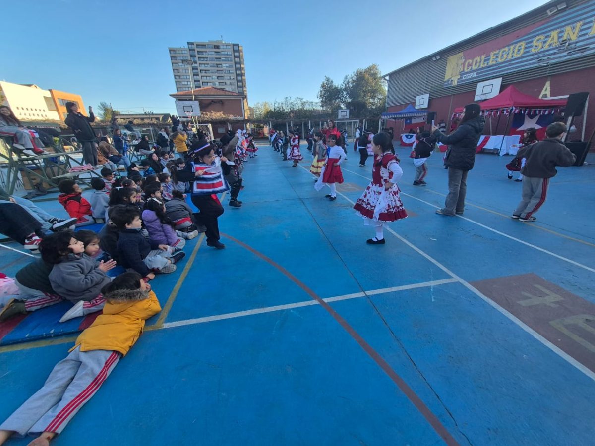 VIII versión del Campeonato de Cueca “Profesor Juan Escobedo”