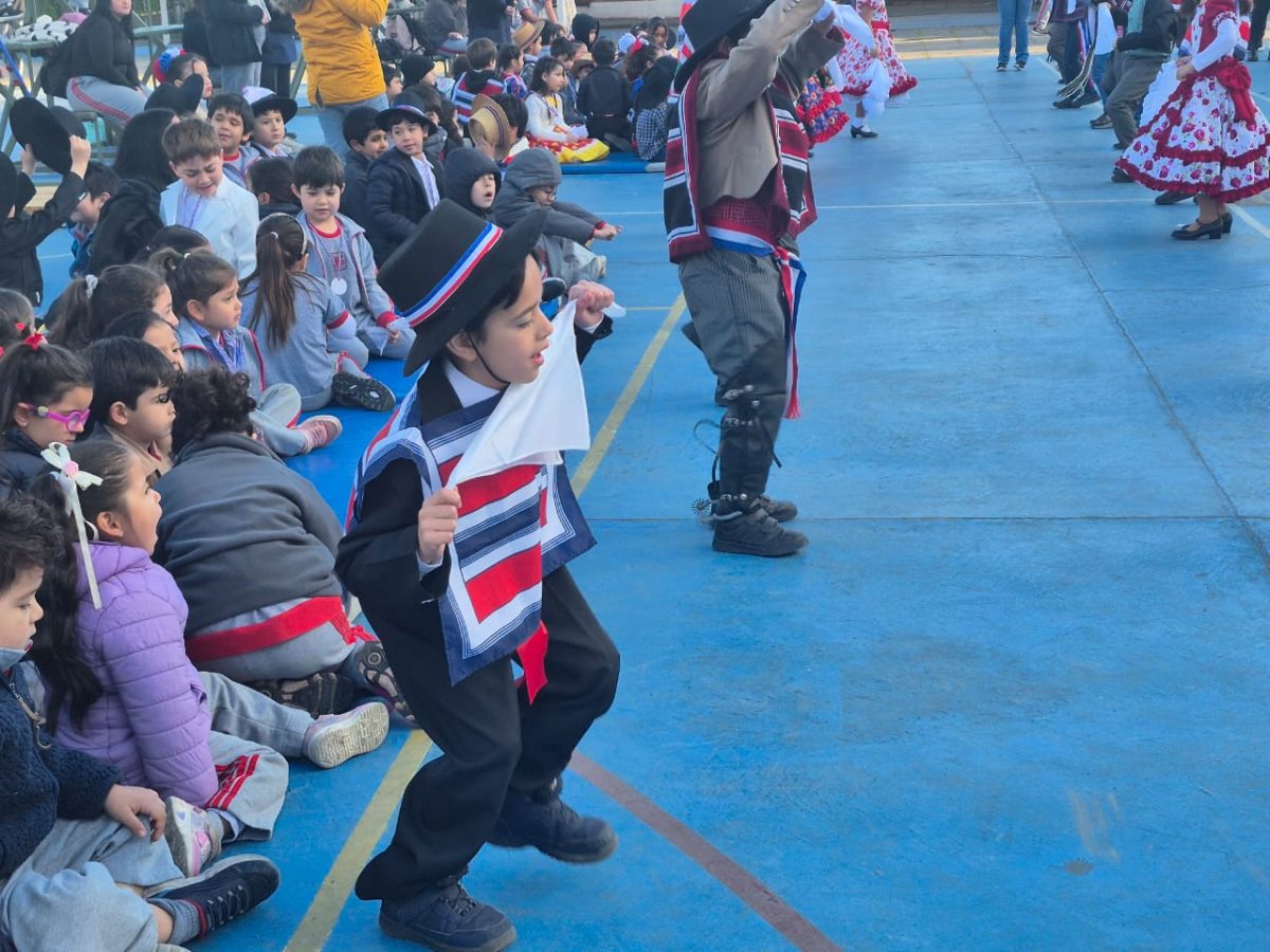 VIII versión del Campeonato de Cueca “Profesor Juan Escobedo”