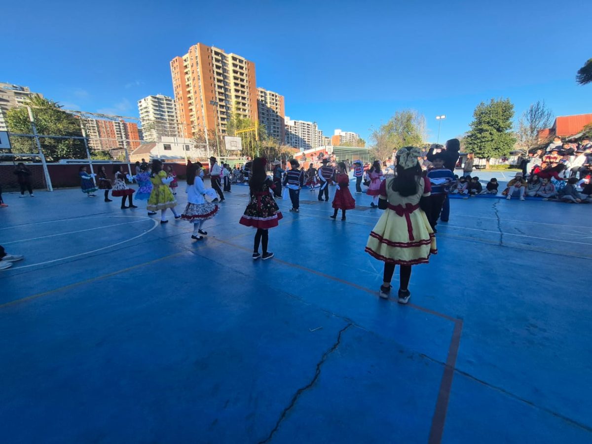 VIII versión del Campeonato de Cueca “Profesor Juan Escobedo”