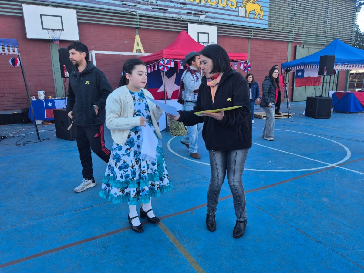 VIII versión del Campeonato de Cueca “Profesor Juan Escobedo”
