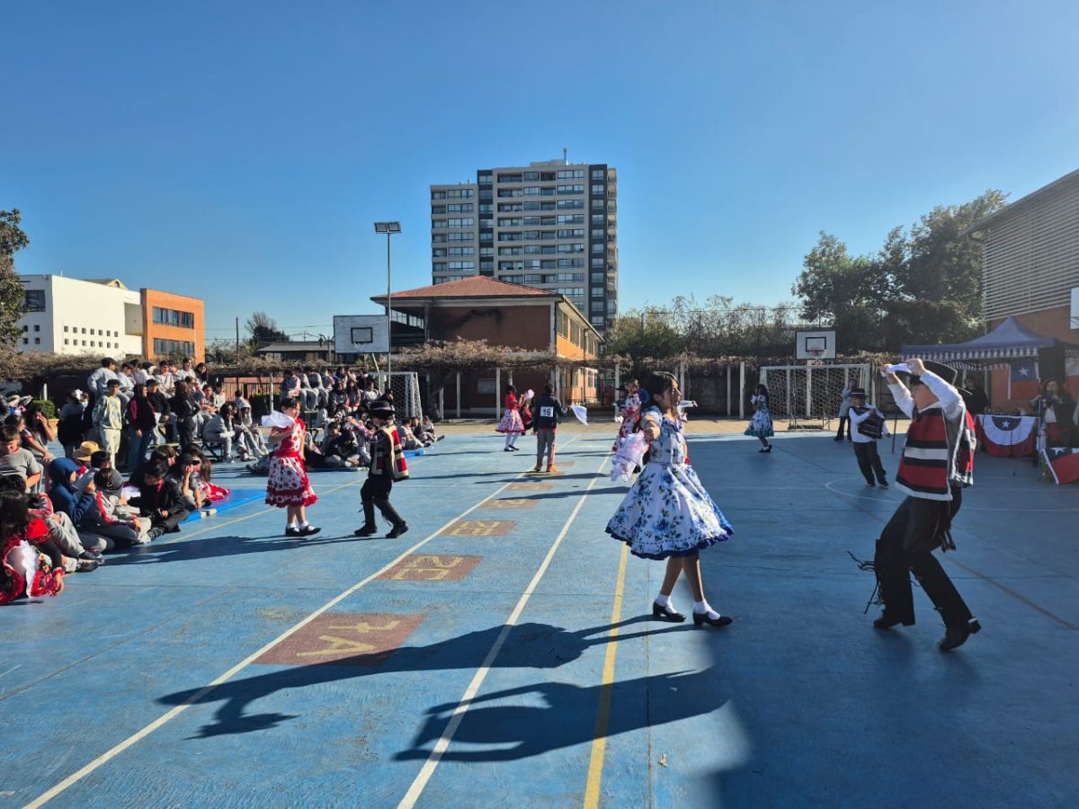 VIII versión del Campeonato de Cueca “Profesor Juan Escobedo”