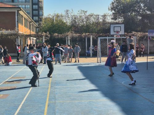 VIII versión del Campeonato de Cueca “Profesor Juan Escobedo”